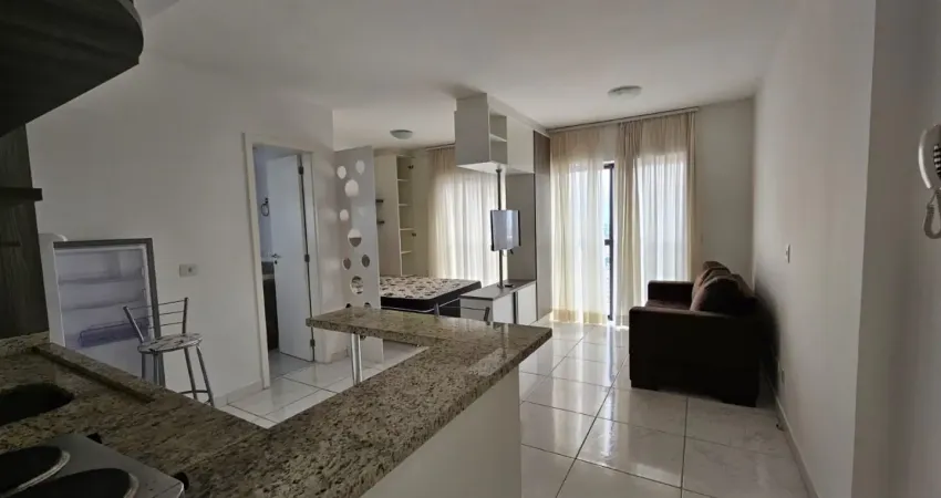 Apartamento totalmente mobiliado no centro de curitiba/pr