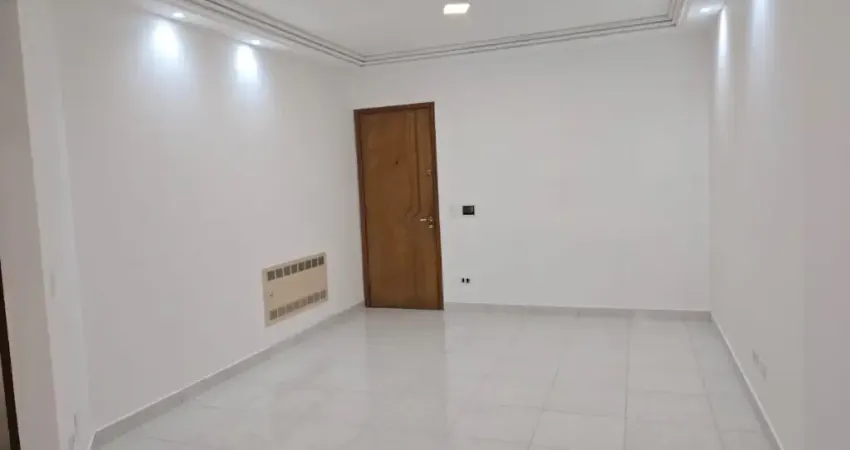 Apartamento com 2 quartos para alugar na Rua Emiliano Perneta, 288, Centro, Curitiba