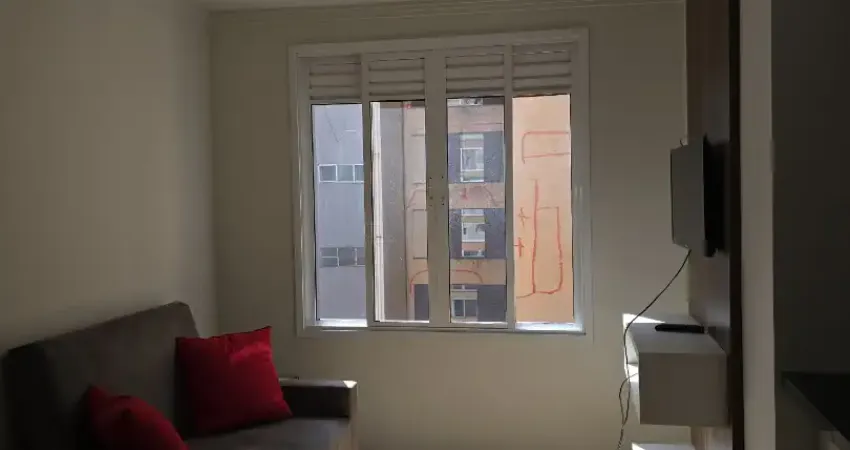 Alugo apartamento de 01 quarto mobiliado no centro de curitiba/pr