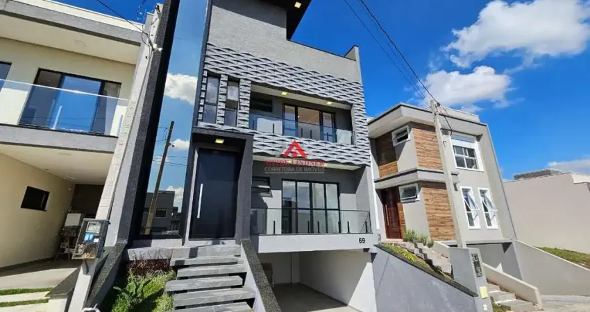 Sobrado Alto Padrão 3 Dormitórios com 1 suíte - 259m² - Costeira - São José dos Pinhais