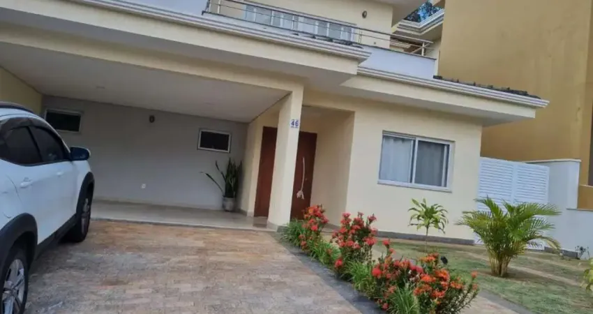 Linda casa no Swiss Park | Seu Novo Lar no Swiss Park: Casa Completa com Espaços Integrados e Jardim Aconchegante | 4 Suítes, Escritório e Piscina.