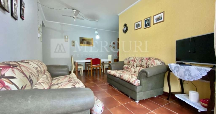 Apartamento no Guarujá, Enseada, com 2 Quartos.