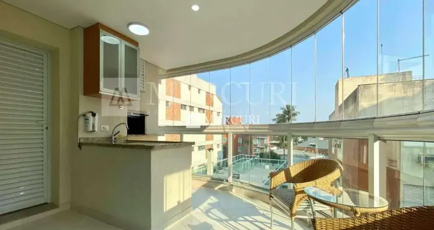 Apartamento com Varanda Gourmet e Três Suítes na Praia da Enseada, Guarujá