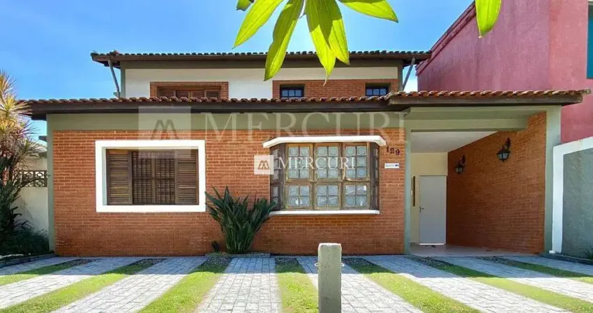 Casa à Venda no Guarujá, Condomínio Jardim Albamar – Imobiliária Mercuri - Imóveis no Guarujá