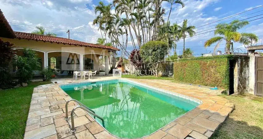 Casa no guarujá, enseada,4 quartos, sendo suítes, piscina e churrasqueira  - mercuri imóveis - imobiliária no guarujá