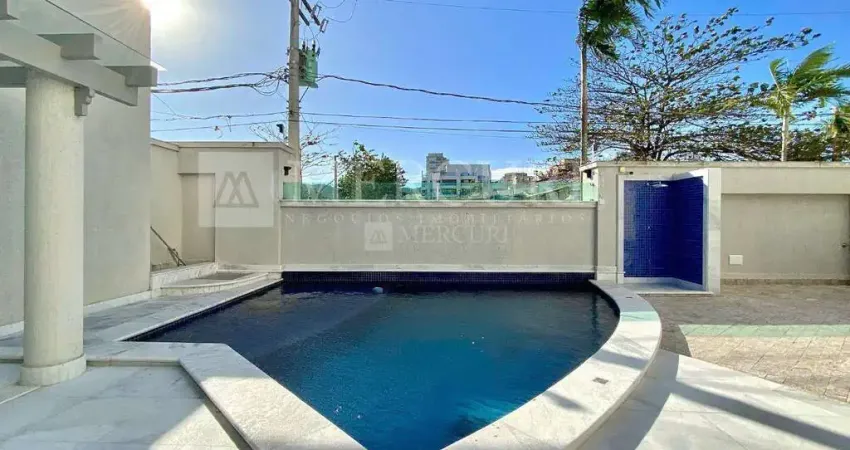 Apartamento no guarujá, enseada, 3 quartos sendo 1 suítes, sala para 2 ambientes e varanda goumert - mercuri imóveis - imobiliária no guarujá