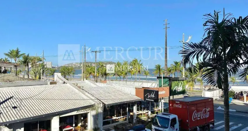 Apartamento no guarujá, enseada, 3 quartos sendo 2 suítes, sala para 2 ambientes e sacada gourmet - mercuri imóveis - imobiliária no guarujá