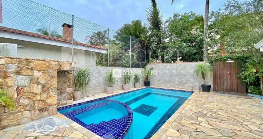 Casa no guarujá, jardim pernambuco, condomínio fechado, 3 quartos, sendo 2 suítes e varanda gourmet - mercuri imóveis - imobiliária no guarujá