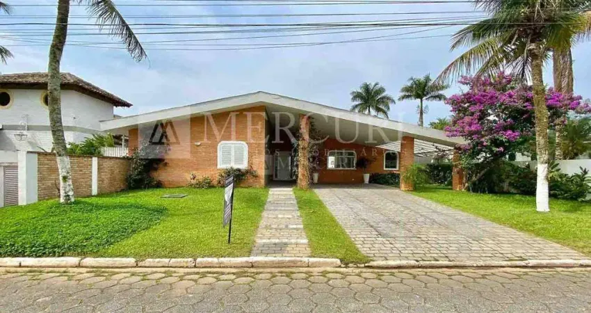 Casa no guarujá - jardim acapulco - condomínio fechado -piscina - mercuri imóveis - imobiliária guarujá