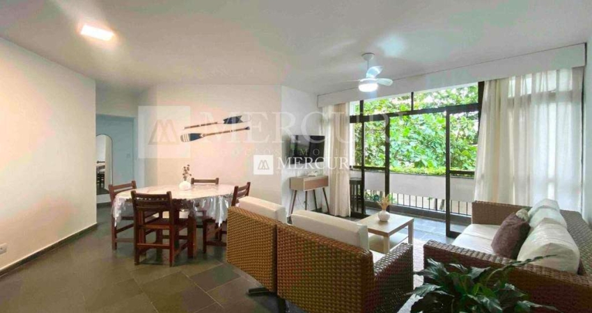 Apartamento na Enseada, Próximo ao Mar com Cozinha Americana