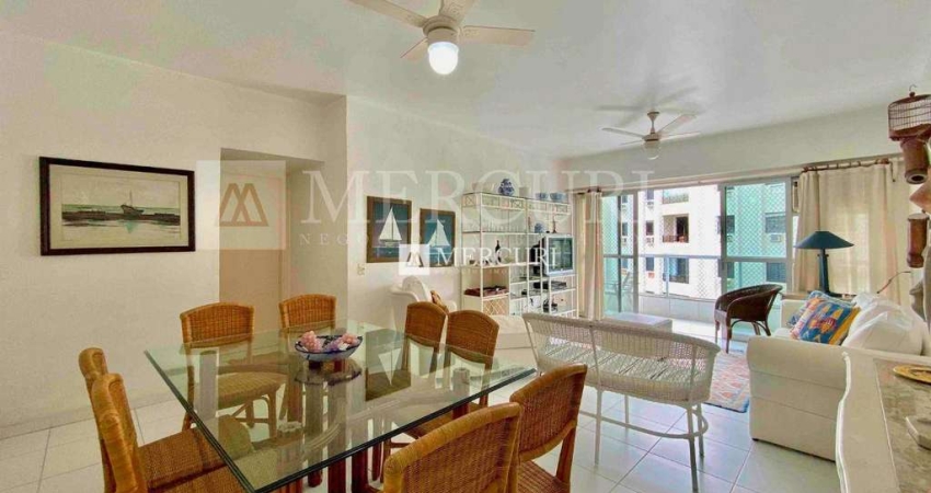 Apartamento no Guarujá, Praia das Pitangueiras, 3 quartos, sendo 1 suíte e sacada com vista para o mar.