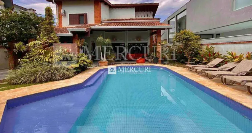 Casa no Guarujá, Condomínio Fechado, Jardim Acapulco, 3 suítes.