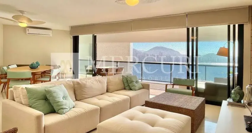Apartamento à venda, totalmente repaginado e vista para mar aberto.