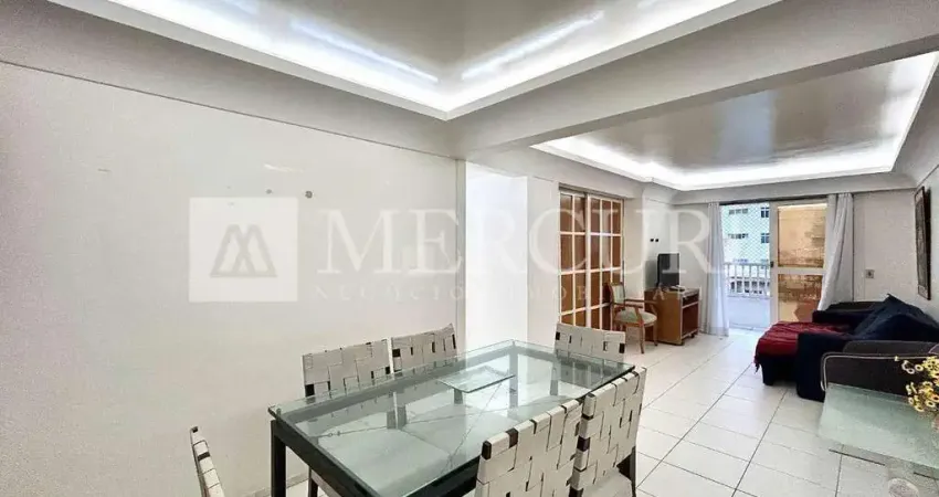Apartamento no Guarujá, Pitangueiras, região do centro, com vista para o mar.