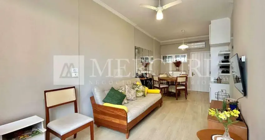 Apartamento no Guarujá, Pitangueiras, Repaginado e Próximo da Praia.