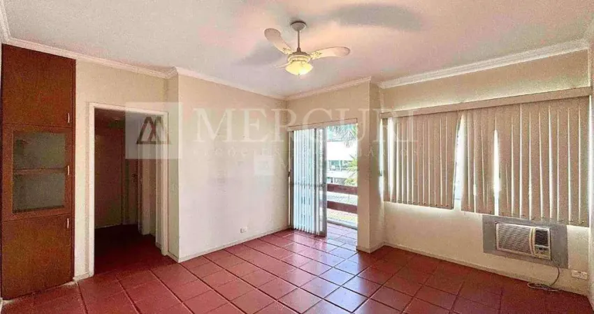 Apartamento no Guarujá, Enseada, 3 quartos e piscina.