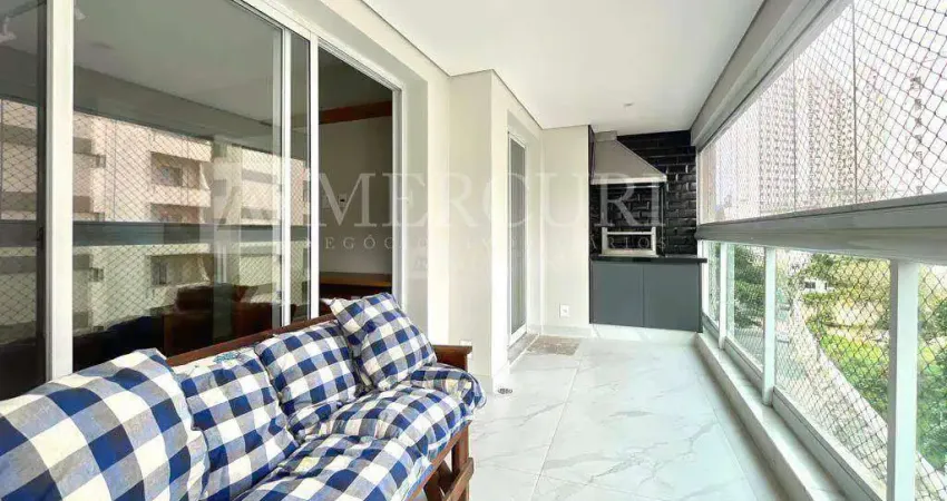 Apartamento no guarujá, astúrias, 2 quartos, sendo 1 suíte e sacada gourmet - mercuri imóveis - imobiliária no guarujá