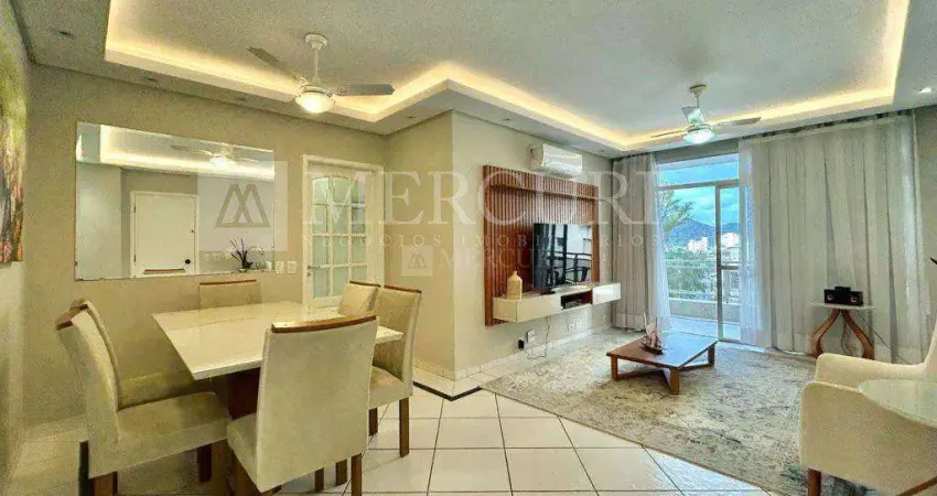 Apartamento no guarujá, pitangueiras, reformado, sacada, 2 quartos - mercuri imóveis - imobiliária no guarujá