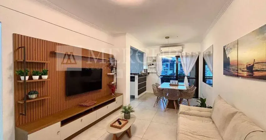 Apartamento no guarujá, enseada, 3 quartos, sendo 1 suíte, sacada e finamente decorado - mercuri imóveis - imobiliária no guarujá