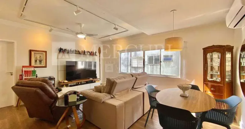 Apartamento no guarujá, enseada, reformado, 2 quartos sendo 1 suíte - mercuri imóveis guarujá