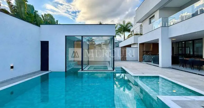Casa de Alto Padrão no Guarujá, Condominio Fechado, 5 Suítes Espaço Gourmet com Churrasqueira - Mercuri Imóveis - Imobiliária no Guarujá