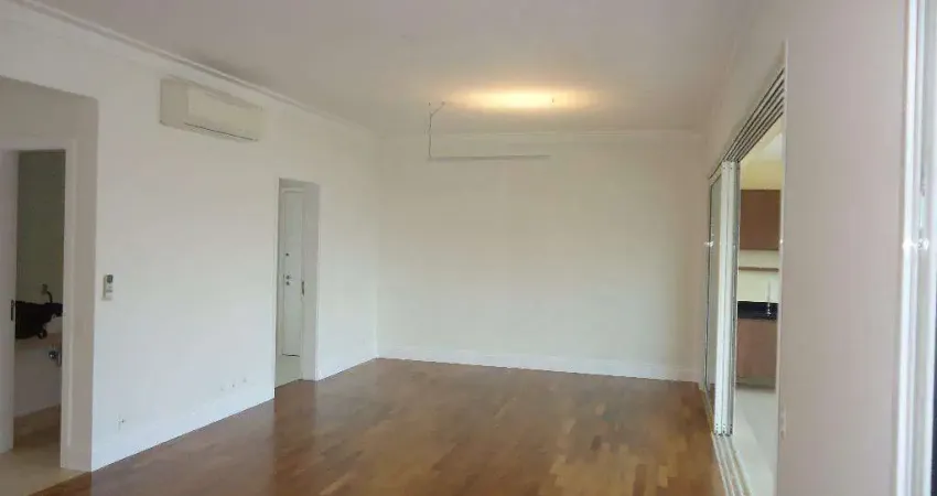 Apartamento com 3 quartos para alugar na Rua Benedito Lapin, 197, Itaim Bibi, São Paulo