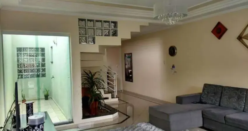 Sobrado com 4 dormitórios à venda, 243 m² por R$ 1.200.000,00 - Parque Jaçatuba - Santo André/SP