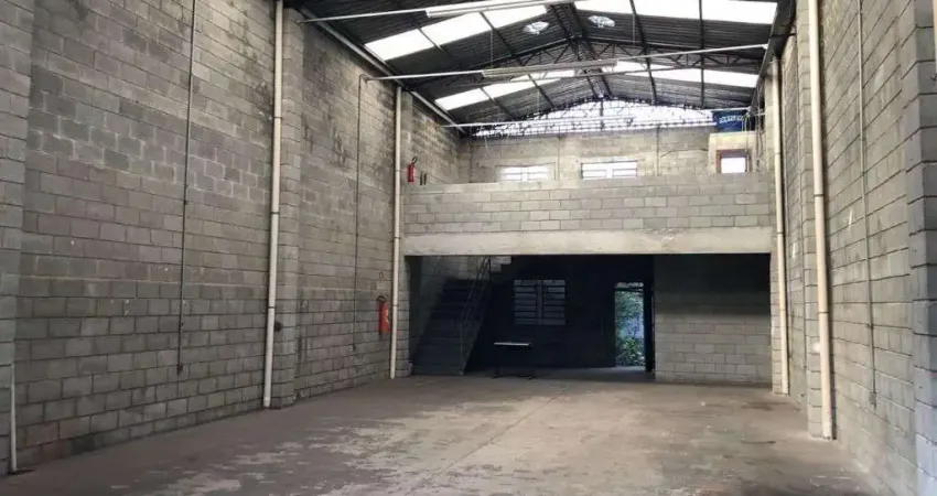 Galpão para alugar, 210 m² por R$ 8.310,00/mês - Santa Teresinha - Santo André/SP