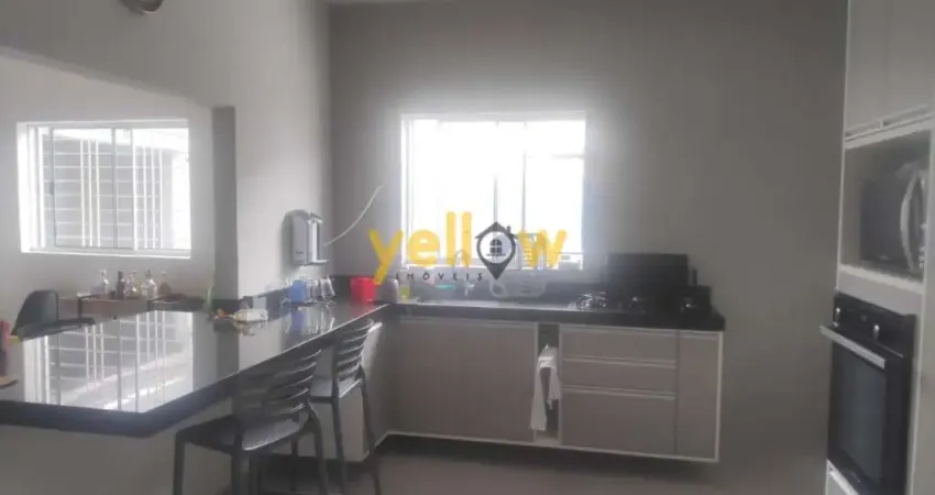 Casa em Vila Atlântica  -  Caraguatatuba