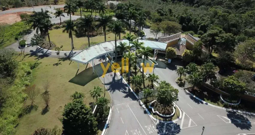 'Invista em qualidade de vida no Condomínio Ibirapitanga em Santa Isabel: terreno de 800m