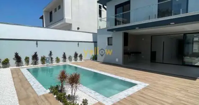 Casa de Luxo em Condomínio Fechado - Mogi das Cruzes | 4 Dormitórios, 6 Banheiros | R$ 2.400.000 para venda