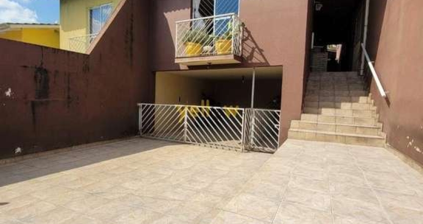 Casa em Jordanópolis - Arujá com 116M², 2 dormitórios e 1 suíte por R$690k - Venda