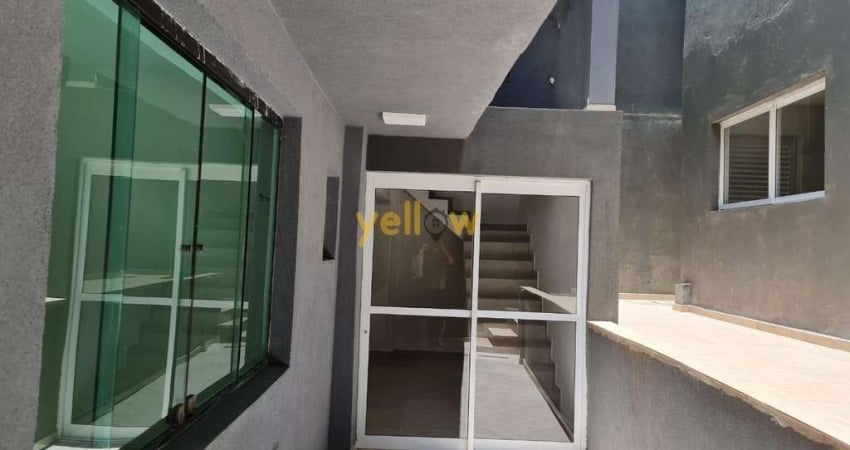 Casa 2 Dormitórios em Jardim Planalto, Arujá - Locação R$1.800