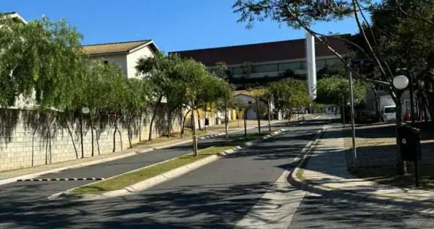 Casa em Jardim Nova Cidade: 2 Dormitórios por R$ 382.000