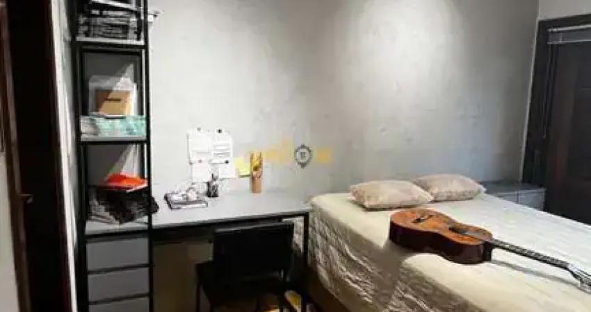 Casa de Luxo em Arujá 5: 3 Suítes e 260m² por R$2,2M