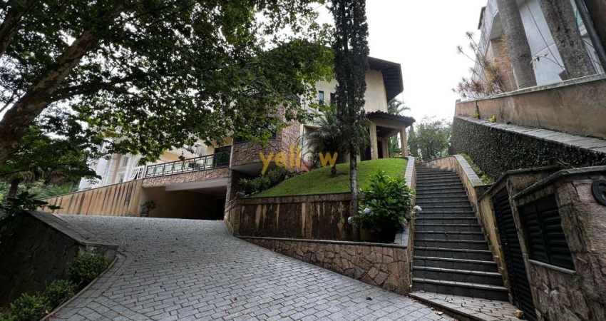 Casa em Arujá: 4 Dorms, 3 Suítes, Venda e Locação