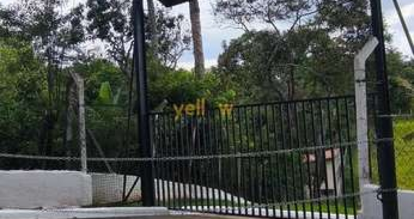 Chácara à Venda em Itaquaquecetuba: 4 Dorms, 3 Suítes