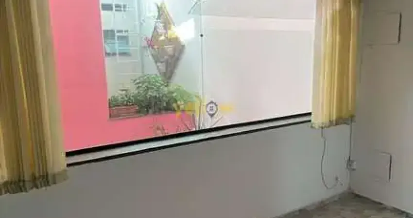 Alugue Sala Comercial de 23m² no Centro de Arujá por R$1.240,00
