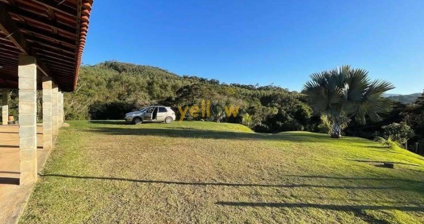 Chácara à Venda em Nazaré Paulista: 3 Dormitórios por R$490k