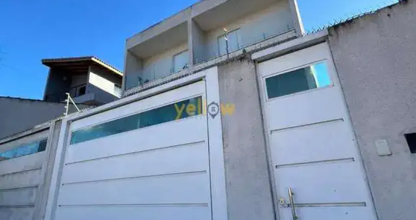 Casa para Alugar em Arujá Center Ville, 3 Suítes, 180m²