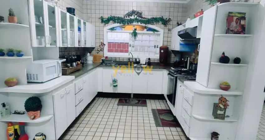 Casa térrea em condomínio fechado em arujázinho i, ii e iii - arujá, sp