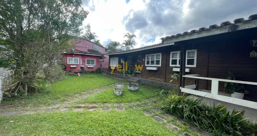 Alugue uma casa em condomínio fechado em arujá com 250m², 4 dormitórios, 1 suíte e 2 banheiros por r$7.000/mês. confira agora!