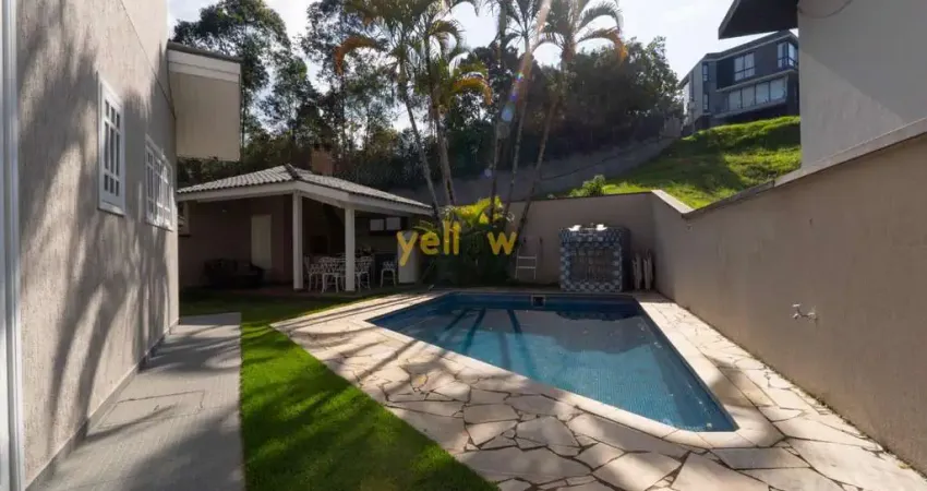 Casa em condomínio fechado à venda em arujá v – 4 dorms, sendo 2 suítes 208m² const e 344m² terreno.