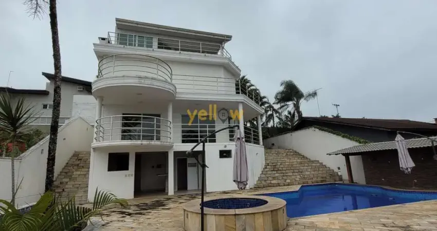 Casa em condomínio fechado em arujá – 4 suítes, 300m² à venda e locação