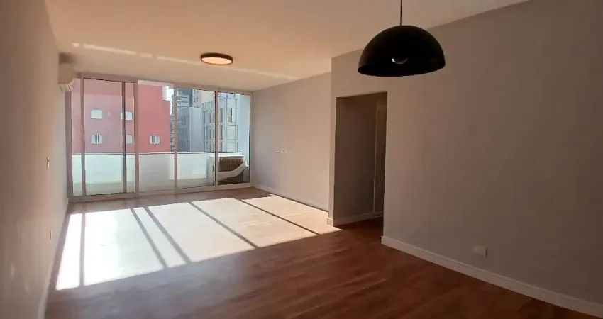 Apartamento com 3 quartos para alugar na Rua da Consolação, 3273, Cerqueira César, São Paulo