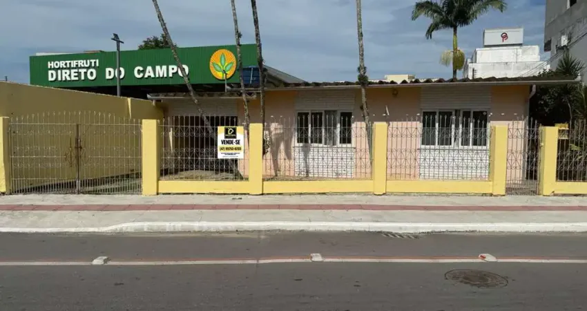 Casa com 2 quartos à venda na Av. Santos Dumont nº 274 Centro Navegantes SC, Centro, Navegantes