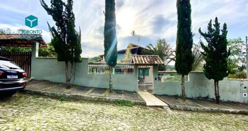 Casa com suíte e área gourmed com piscina no Condomínio Terras do Comendador - Filgueiras / Juiz de Fora MG