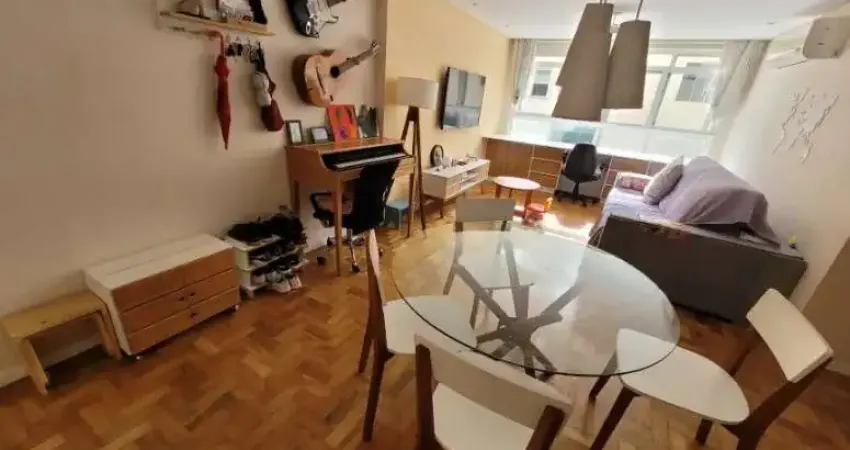 Apartamento para Venda em São Paulo, Pinheiros, 2 dormitórios, 1 suíte, 2 banheiros, 1 vaga