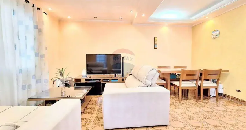 Sobrado à venda com 210 m², 2 dormitórios, 3 vagas, salão para uso comercial e edícula, na Vila Nova Cachoeirinha ZN de São Paulo.