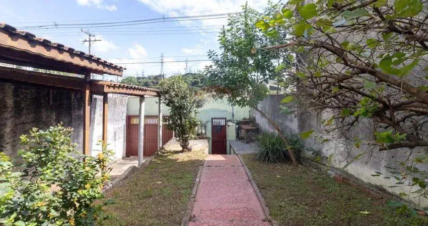 Casa Térrea à Venda com 115m² - 2 quartos e Lavanderia Externa - Nossa Senhora do Ó